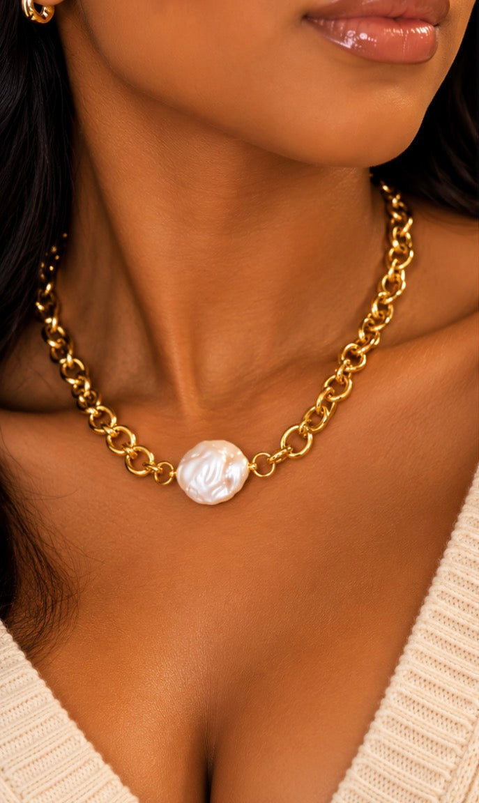 ✨ Pearl Perfection Necklace
