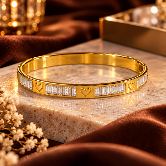 Hearts and Sparkle Bangle 🤎